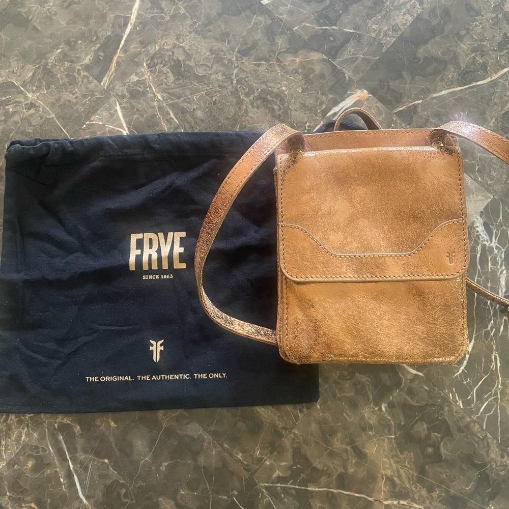 Frye Tan Leather Messenger Bag Classic Style
